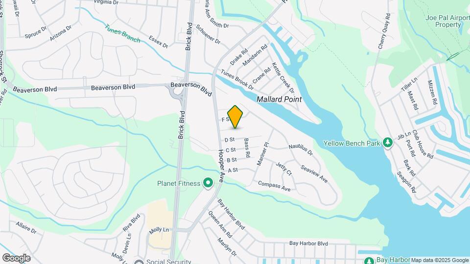 113 E St Map and Location Details