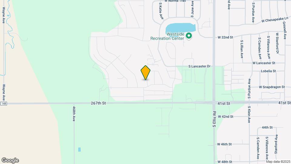 3 Bedroom 2.5 Bathroom Townhome with a Bal Map and Location Details