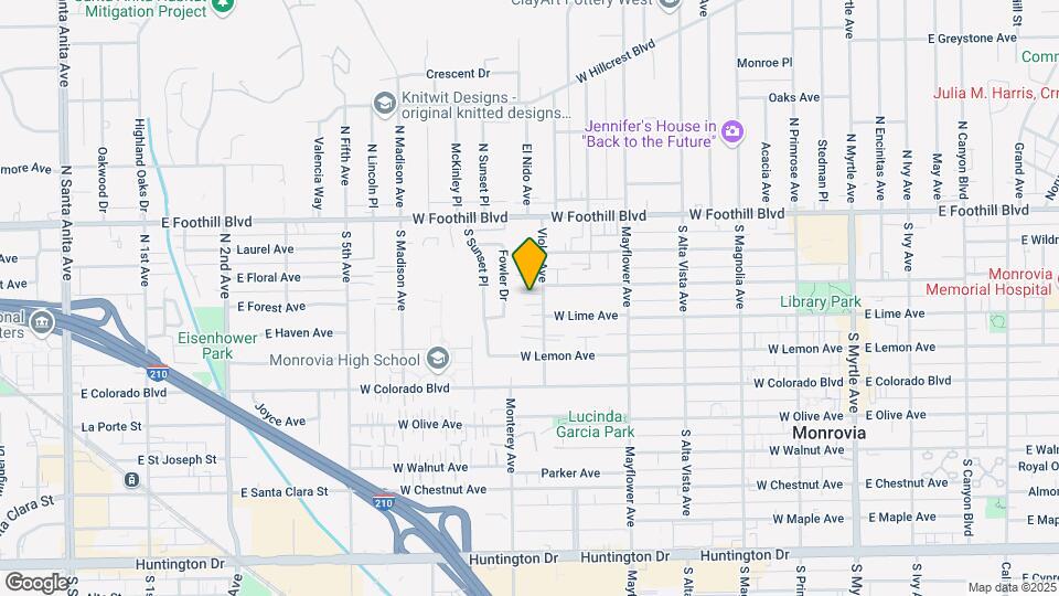 313-315 Violet Ave Map and Location Details