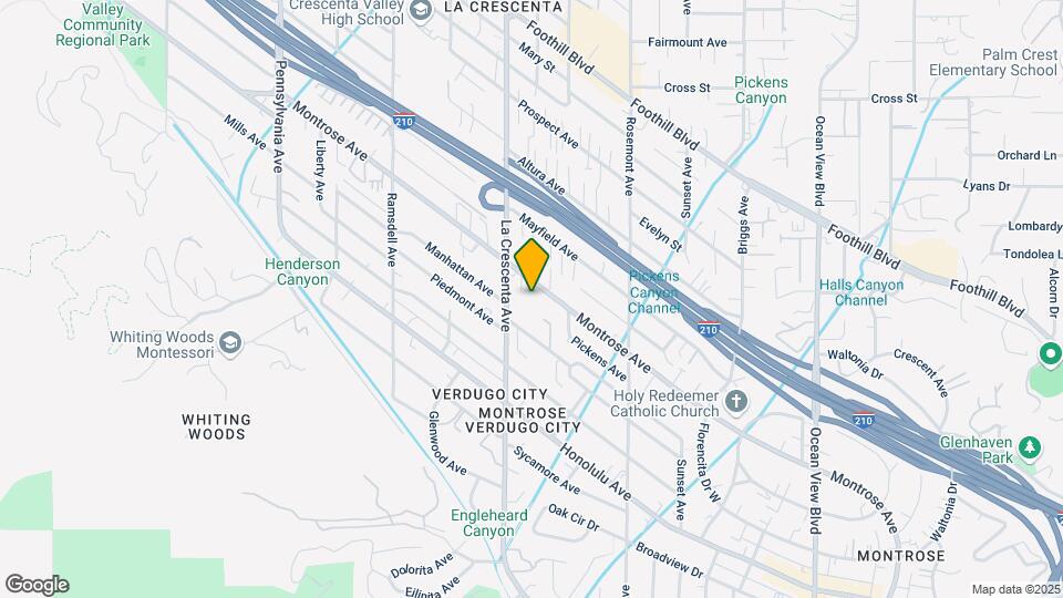 2738 Montrose Ave Map and Location Details