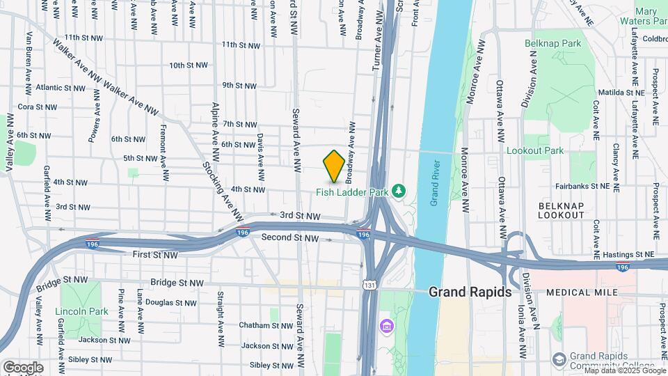 451 4th St NW Map and Location Details