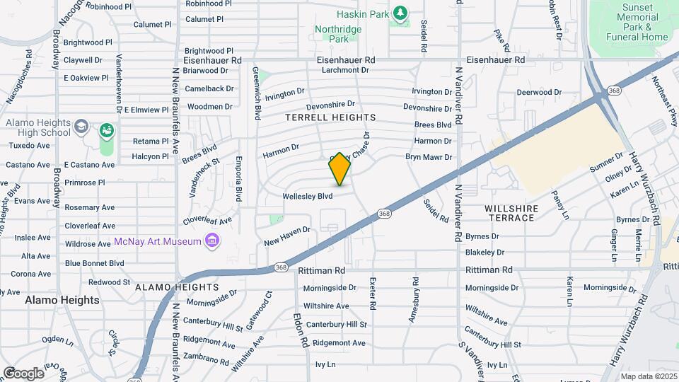 257 Wellesley Blvd Map and Location Details