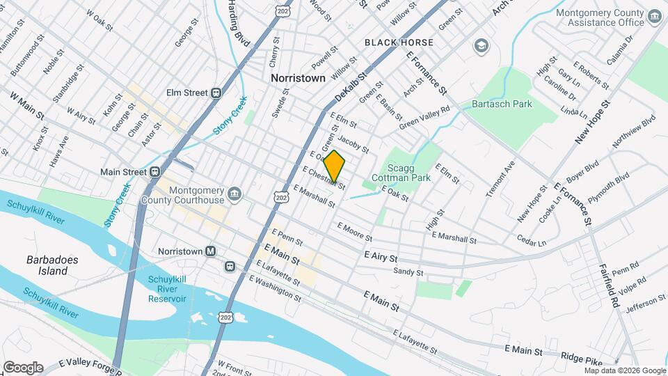 250 E Chestnut St Map and Location Details