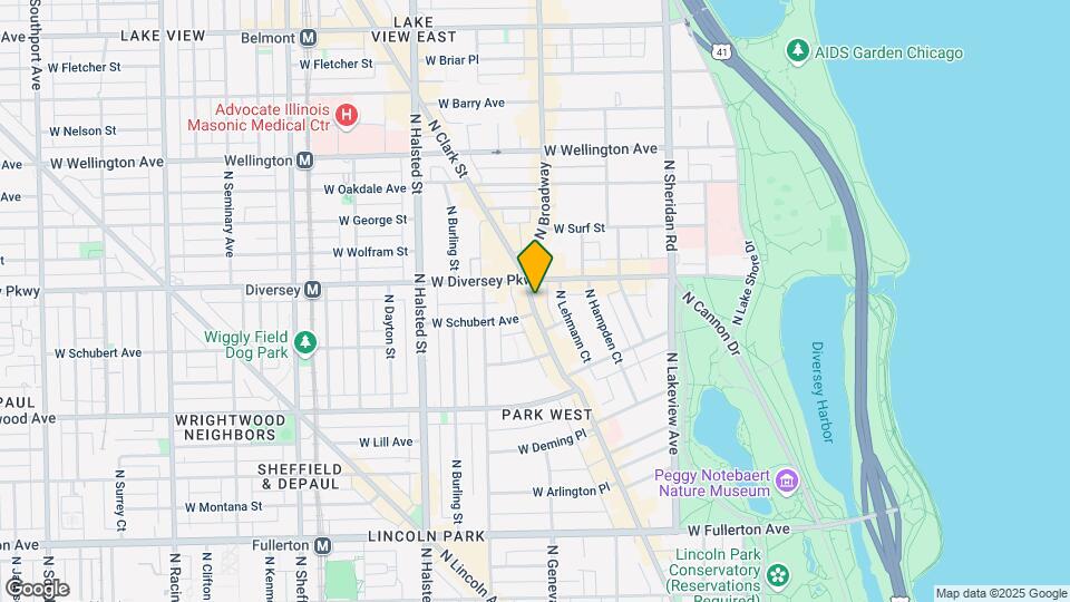 2727 N Clark Mapa y Detalles de la Ubicación