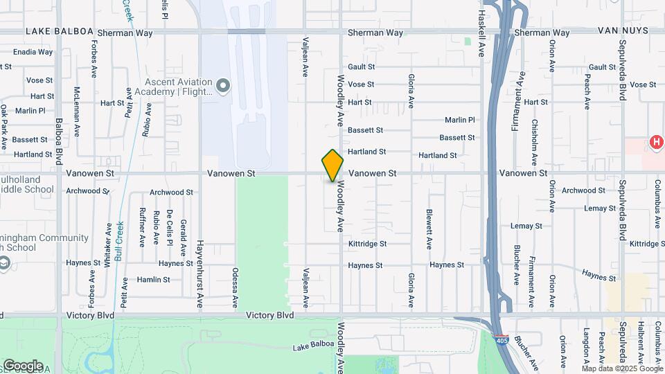 6745 Woodley Ave Mapa y Detalles de la Ubicación