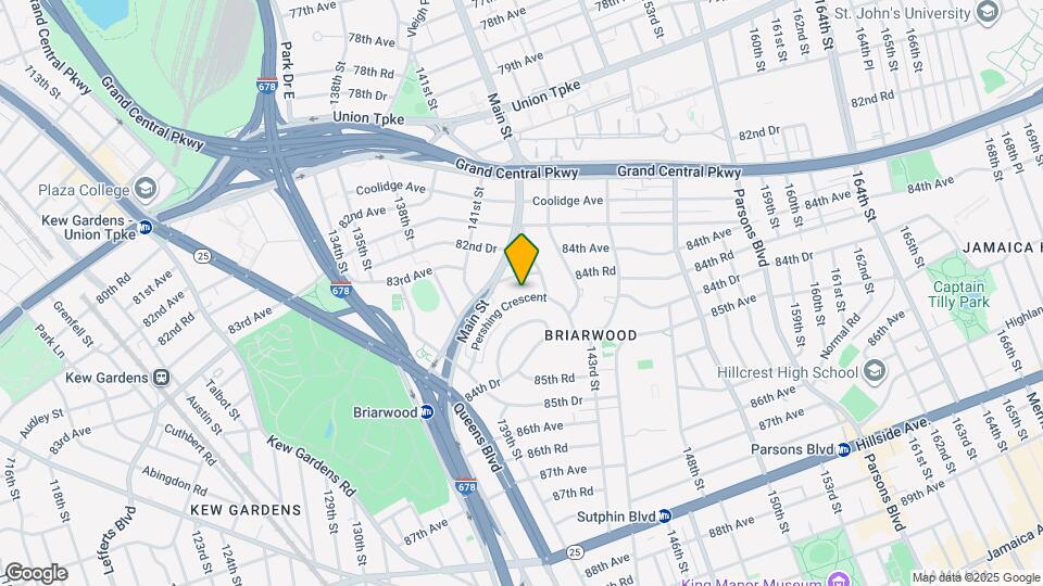 141-35 Pershing Crescent Map and Location Details