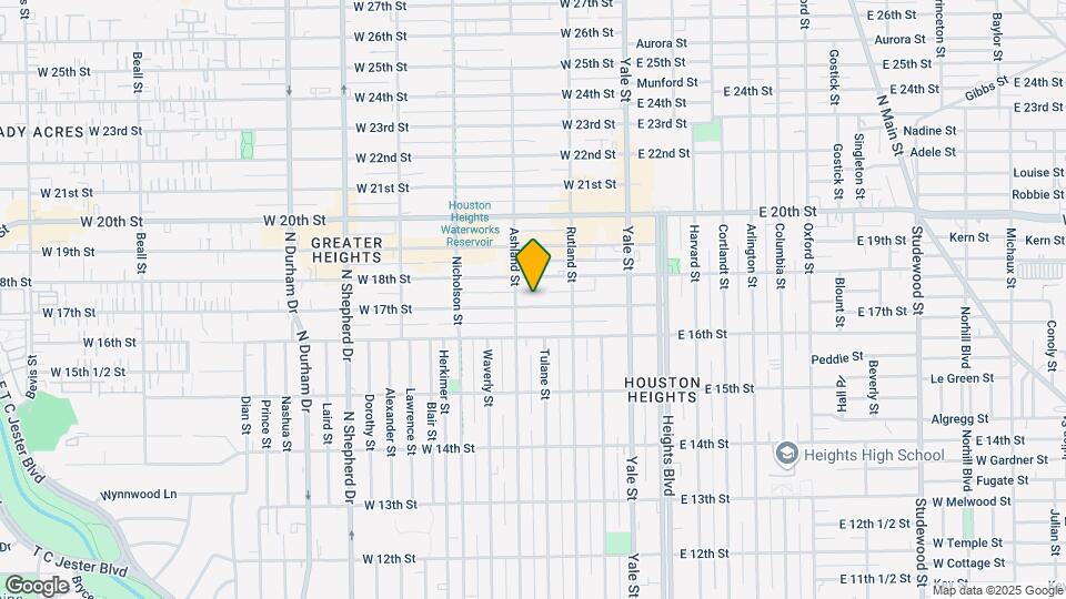 331 W 17th St Map and Location Details