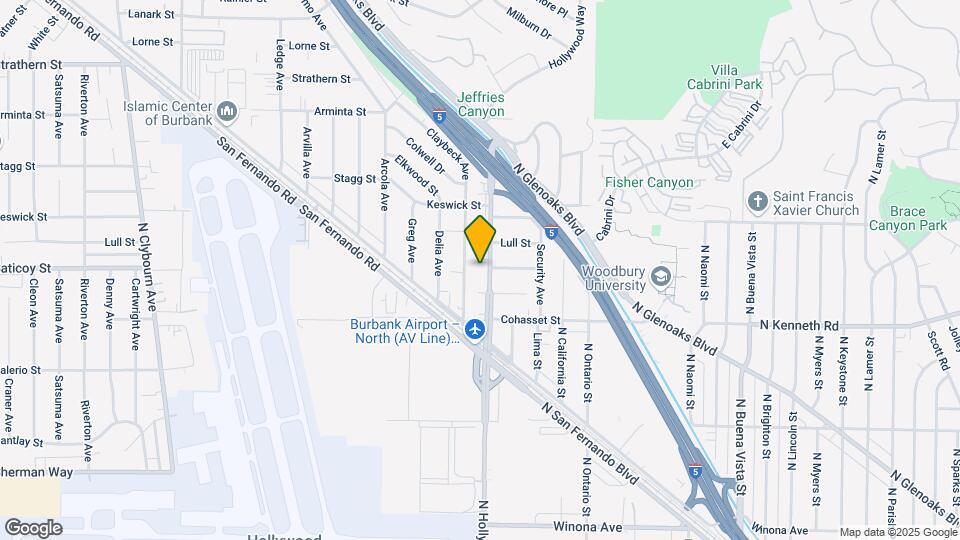 7601 N Hollywood Way Map and Location Details