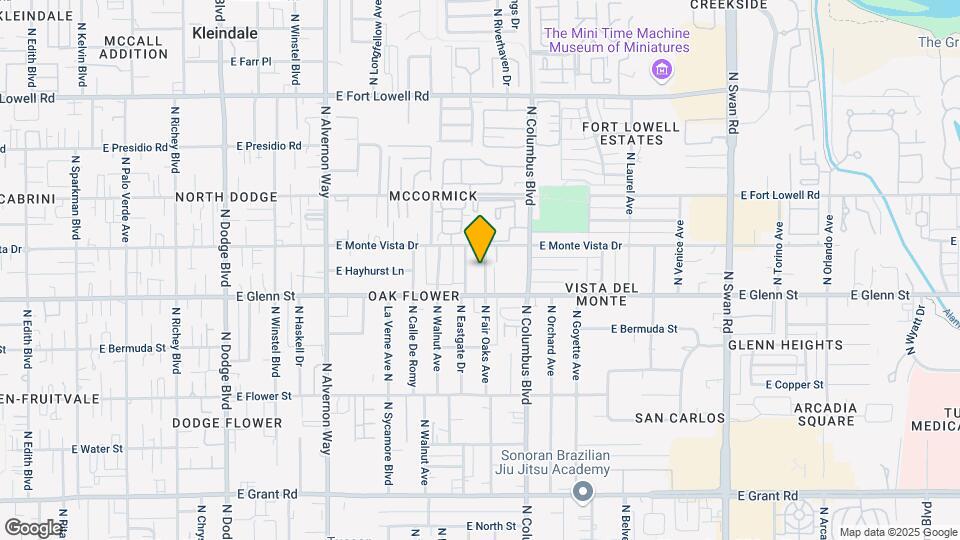 2845 N Fair Oaks Ave Map and Location Details