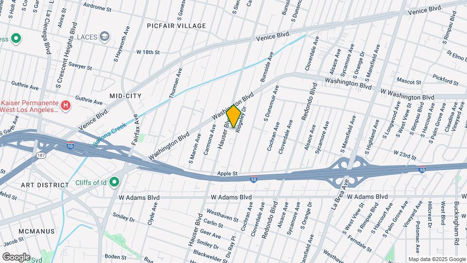 2209 Ridgeley Dr Map and Location Details