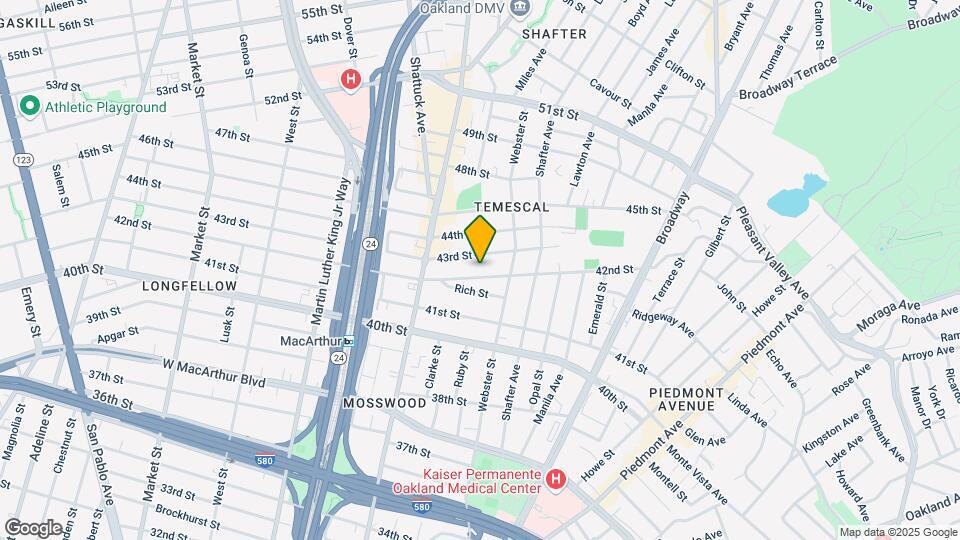 452-454 42nd St Map and Location Details