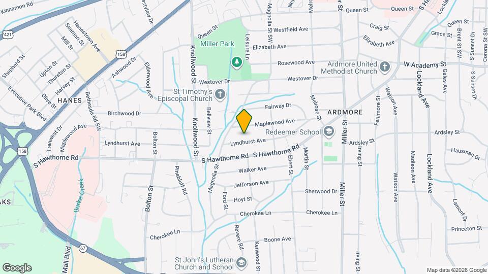 2461 Lyndhurst Ave Map and Location Details