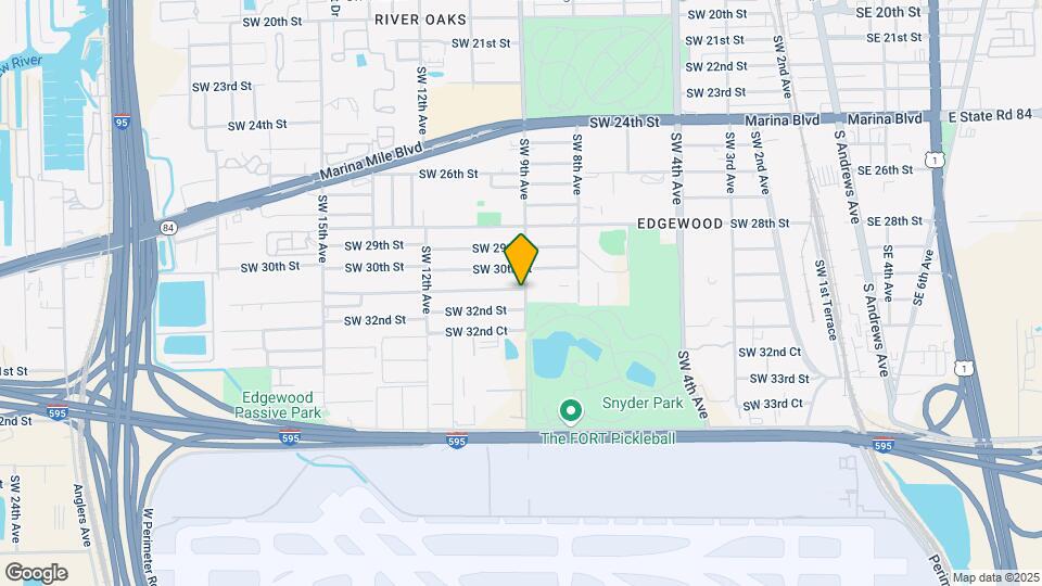 900 SW 31st St Map and Location Details
