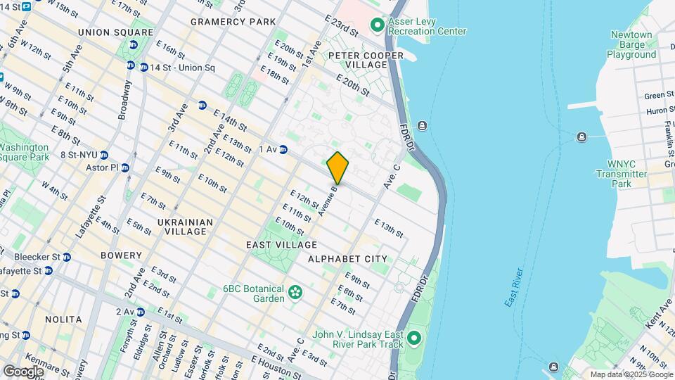 223 Avenue B Mapa y Detalles de la Ubicación