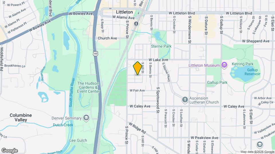 2258 W Maplewood Ave Map and Location Details