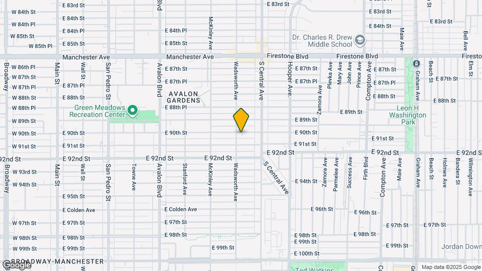 910 E 90th St Map and Location Details