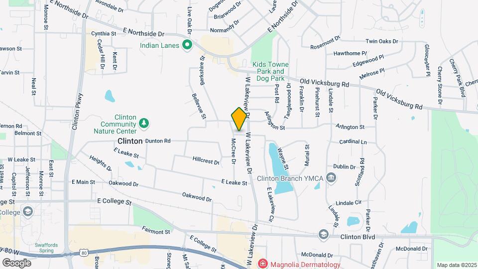 927 W Lakeview Cir Map and Location Details