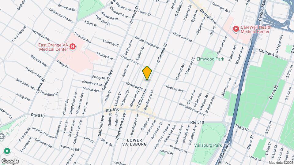 495 S Clinton St Map and Location Details