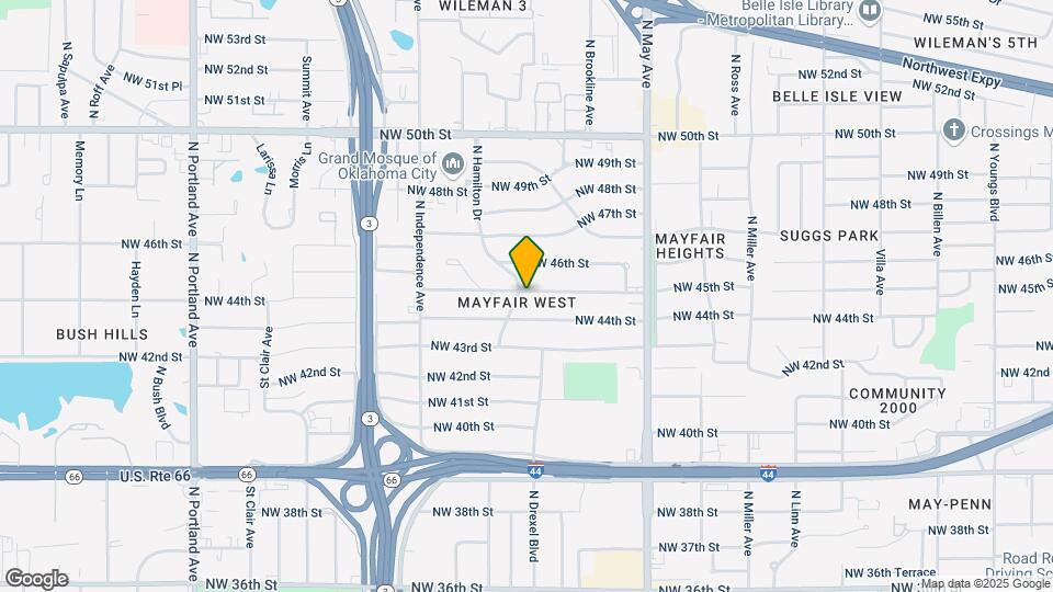 4520 N Hamilton Dr Map and Location Details