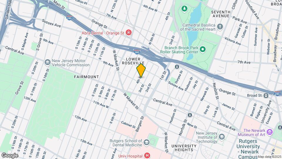 61 4th St Map and Location Details
