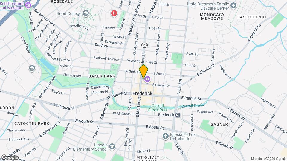 112 N Market St Map and Location Details