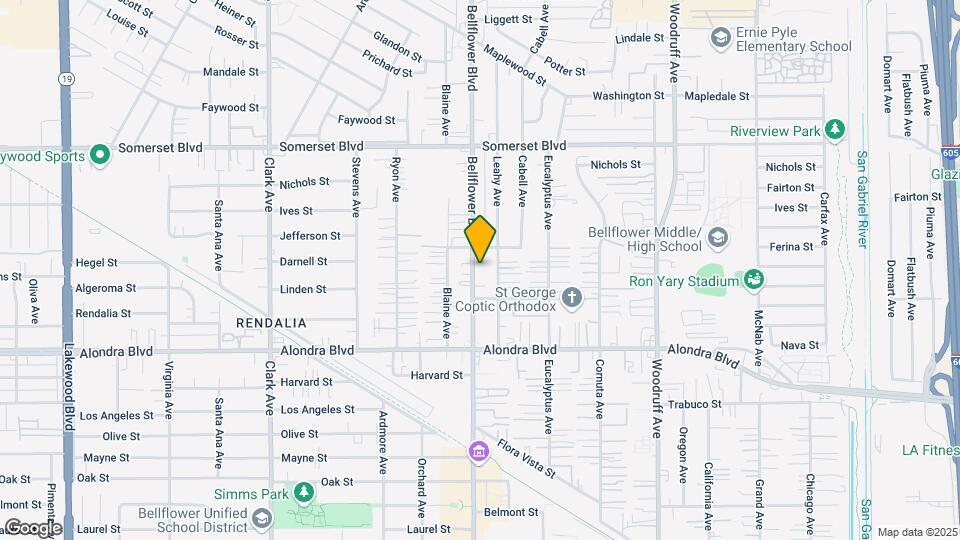 15524 Bellflower Blvd Map and Location Details