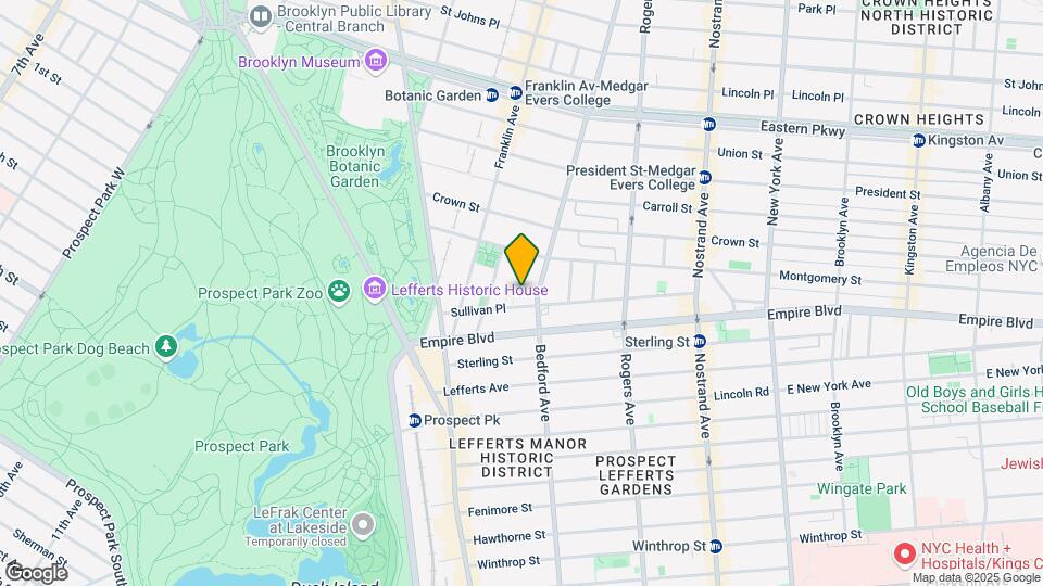 Ebbets Field Apartments Mapa y Detalles de la Ubicación