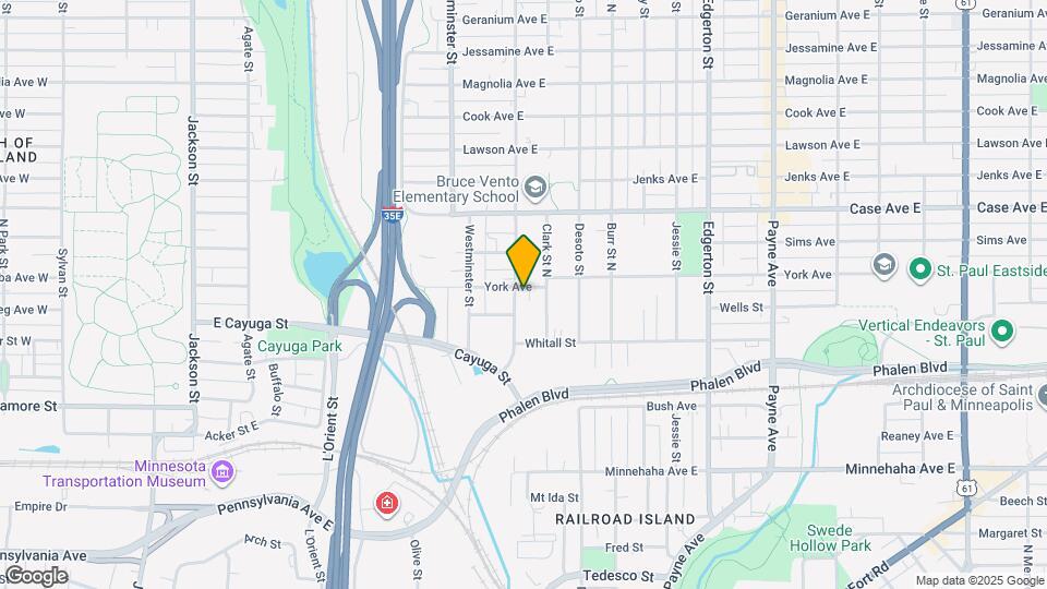 890 Arkwright St N Map and Location Details