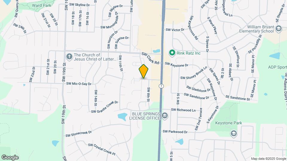 808 SW Meadowridge Dr Map and Location Details