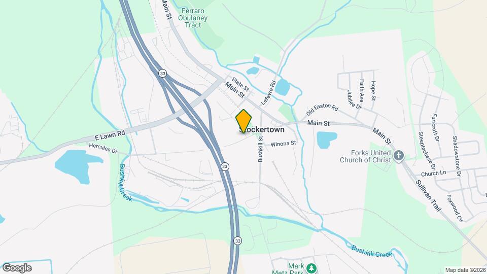 300 Center St Map and Location Details