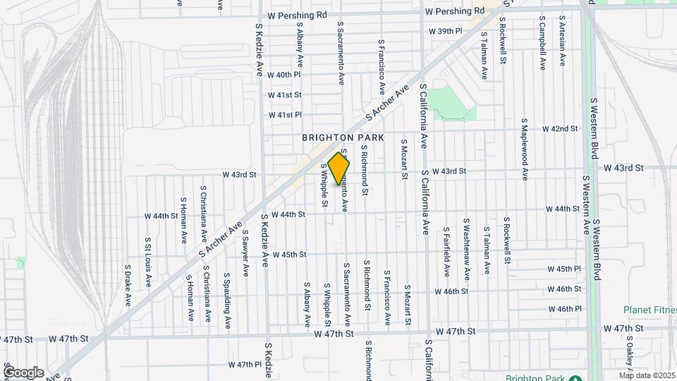 4324 S Sacramento Ave Map and Location Details
