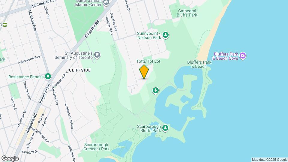 9 Redland Crescent E Map and Location Details