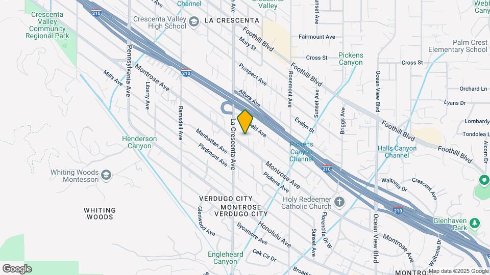 2737 Montrose Ave Map and Location Details