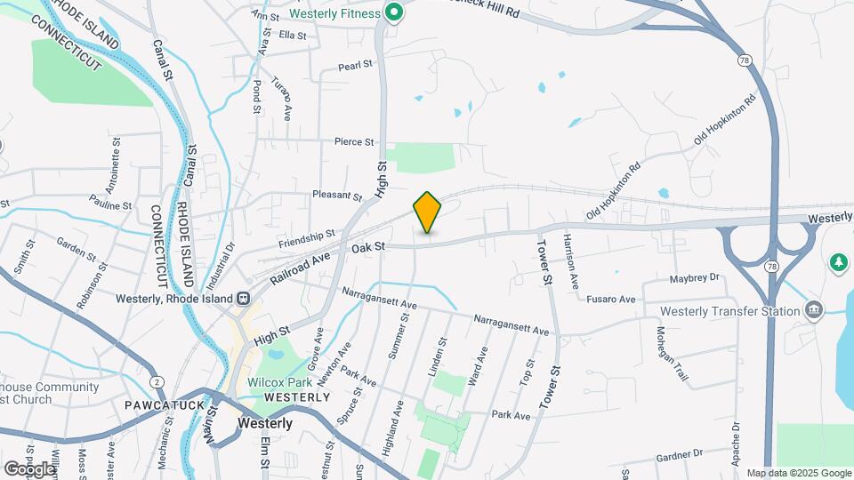 38 Oak St Map and Location Details