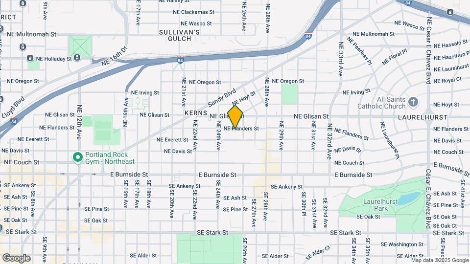 2516 NE Flanders St Map and Location Details