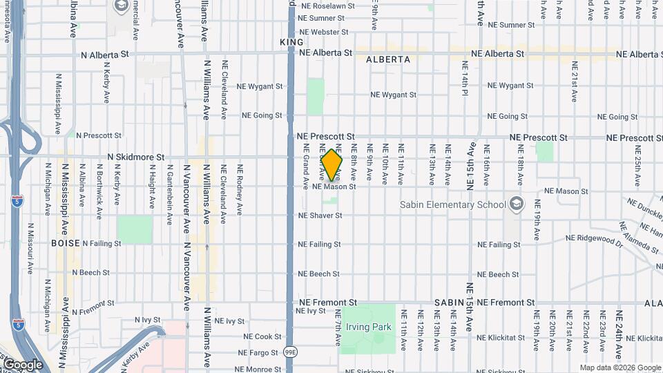 658 NE Mason St Map and Location Details