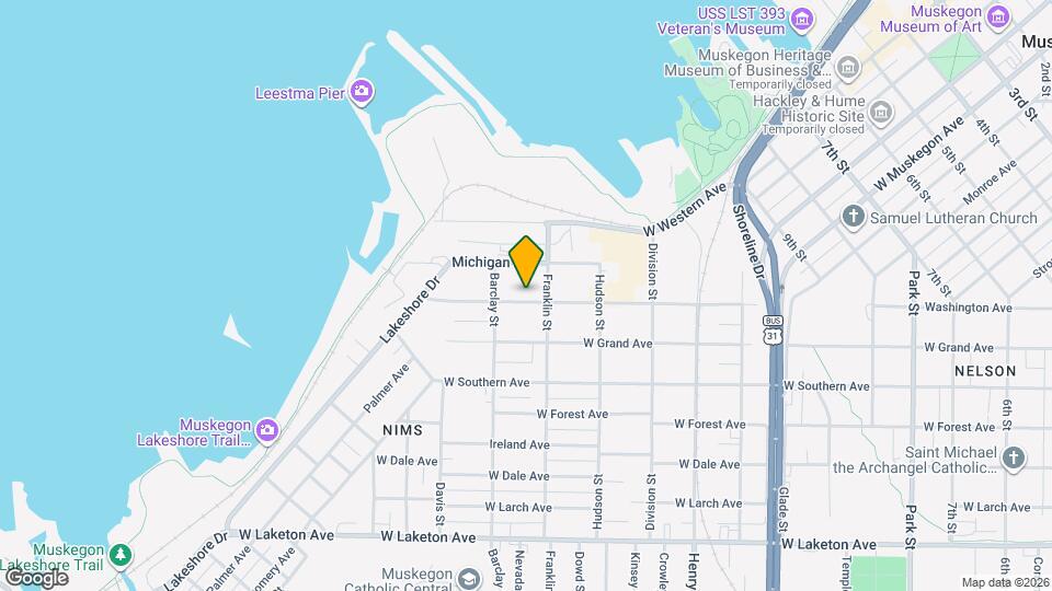 1068 Washington Ave, Unit Apt 4 Map and Location Details