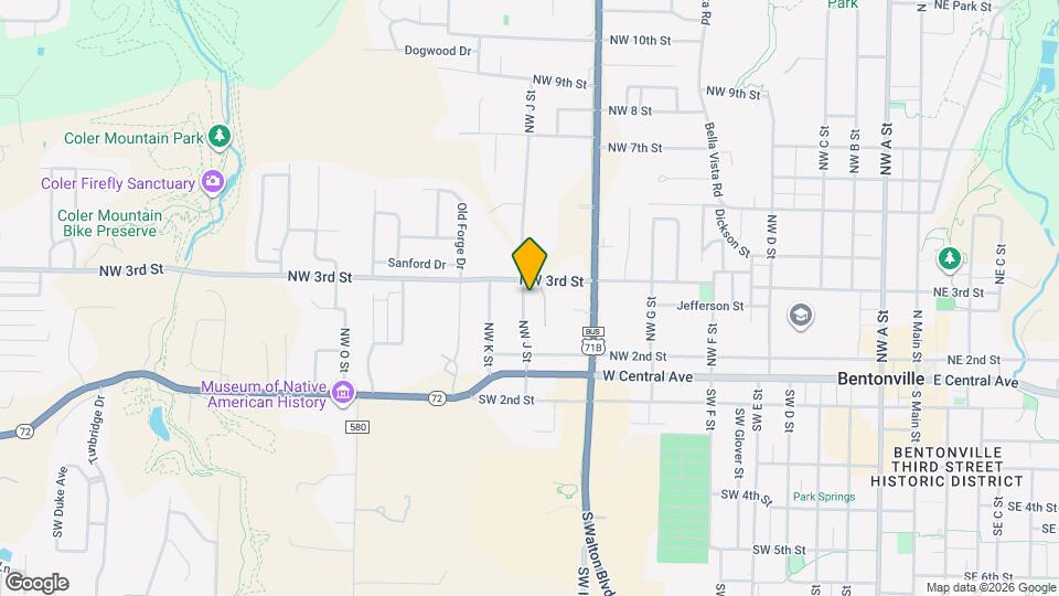 226 NW J St Map and Location Details