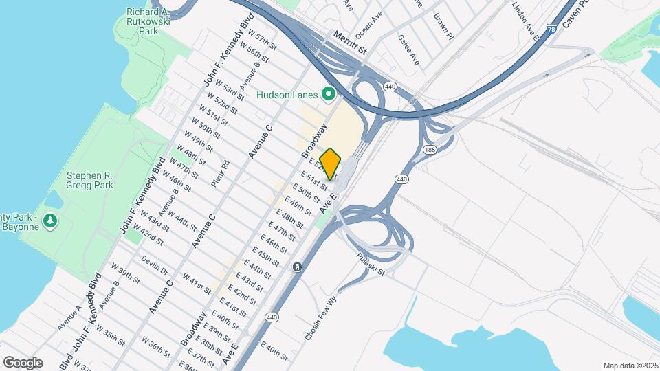 45 E 51st St Map and Location Details