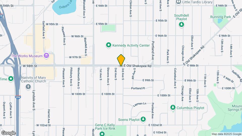 215 E Old Shakopee Rd Map and Location Details
