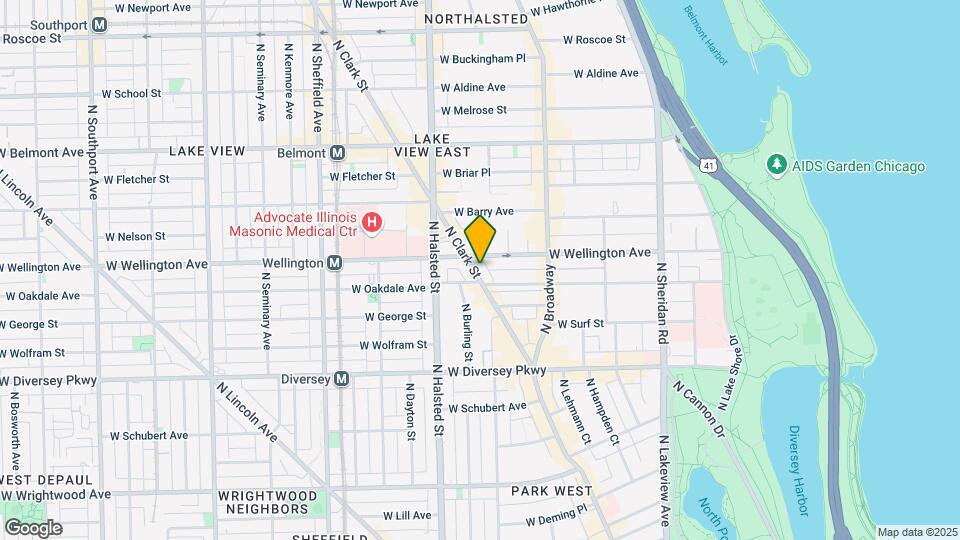 2941 N Clark St Map and Location Details