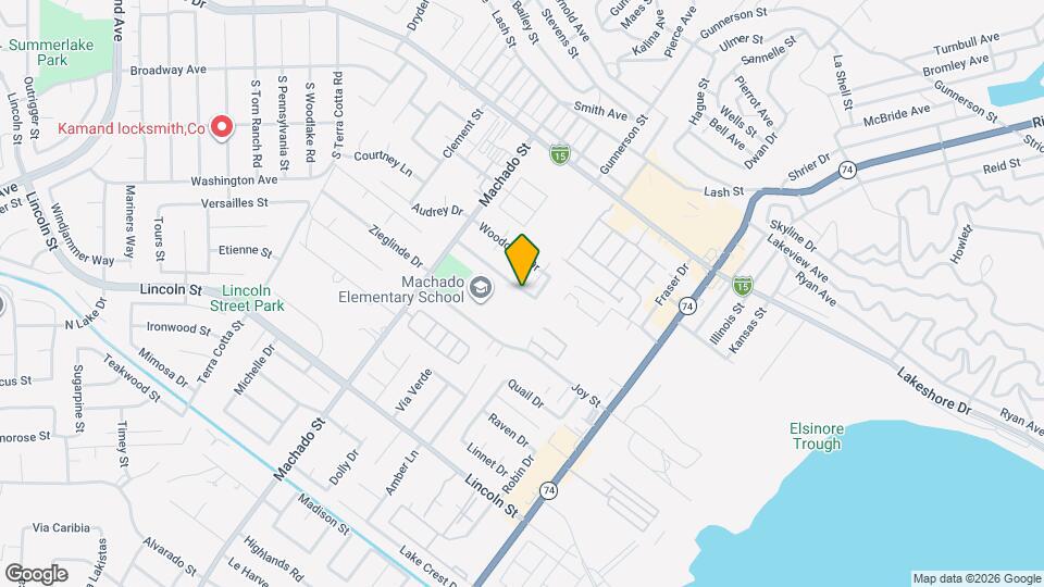 590 Parkview Dr Map and Location Details