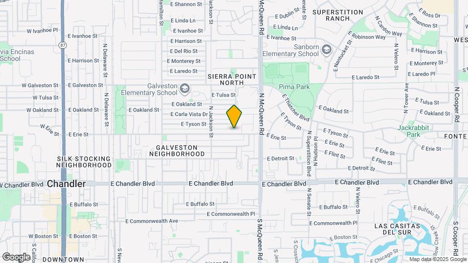 892 E Erie St Mapa y Detalles de la Ubicación