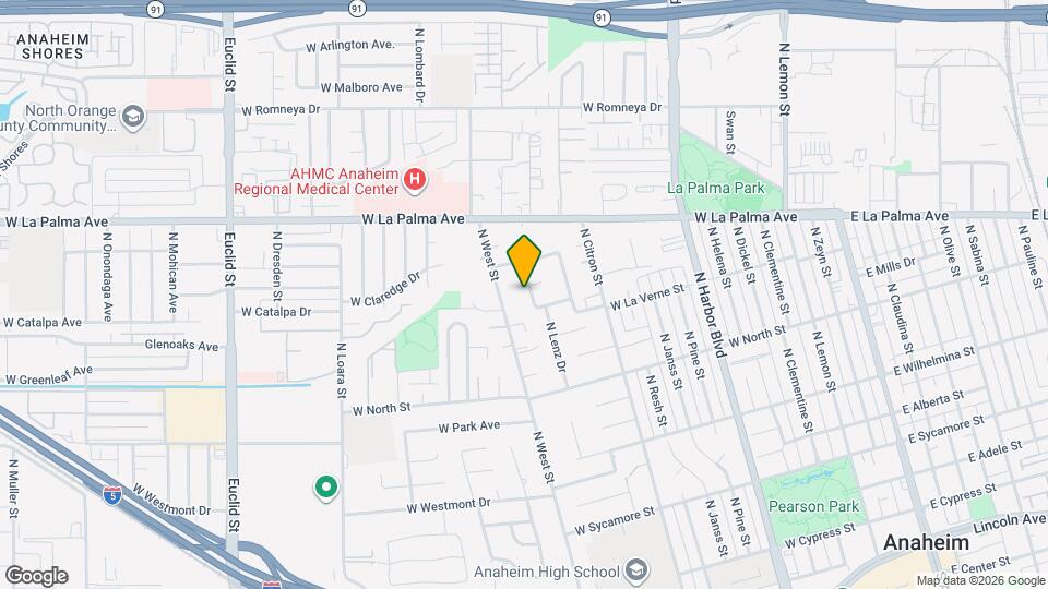 929 N Summer St Map and Location Details