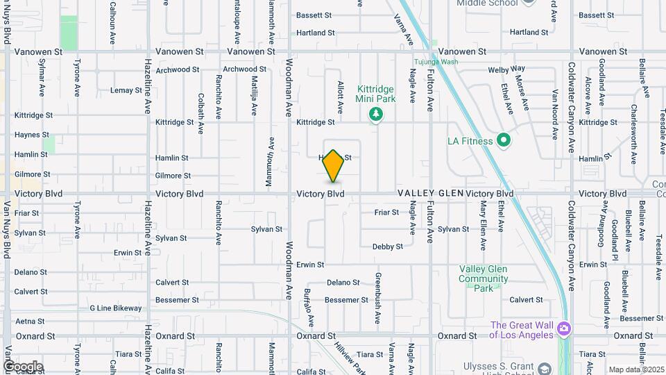 13555 Victory Blvd Map and Location Details