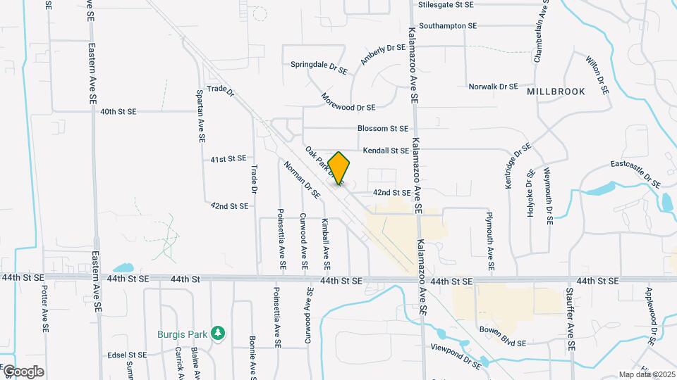 4155-4175 SE Oak Park Dr Map and Location Details