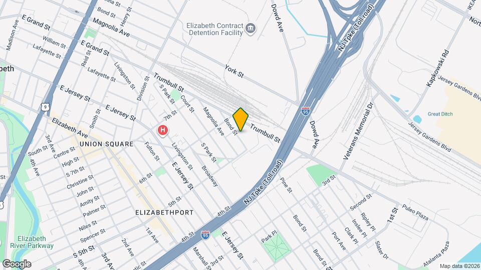 529 Bond St, Unit beautiful apartment Map and Location Details