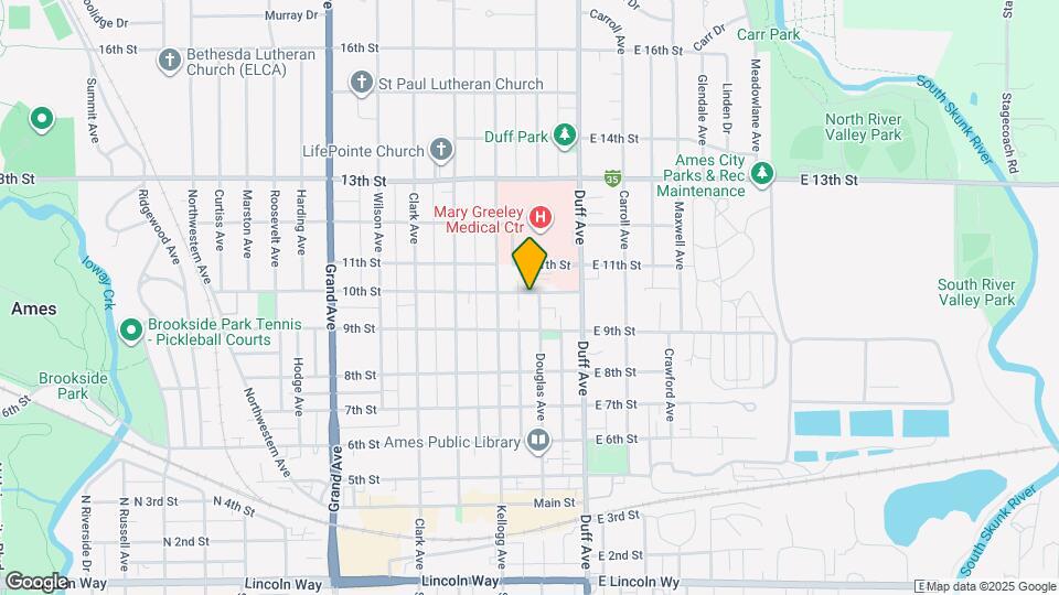 921 Douglas Ave Map and Location Details