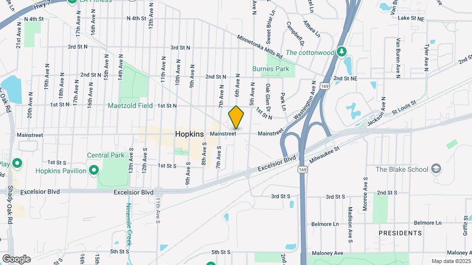 40 6th St Map and Location Details