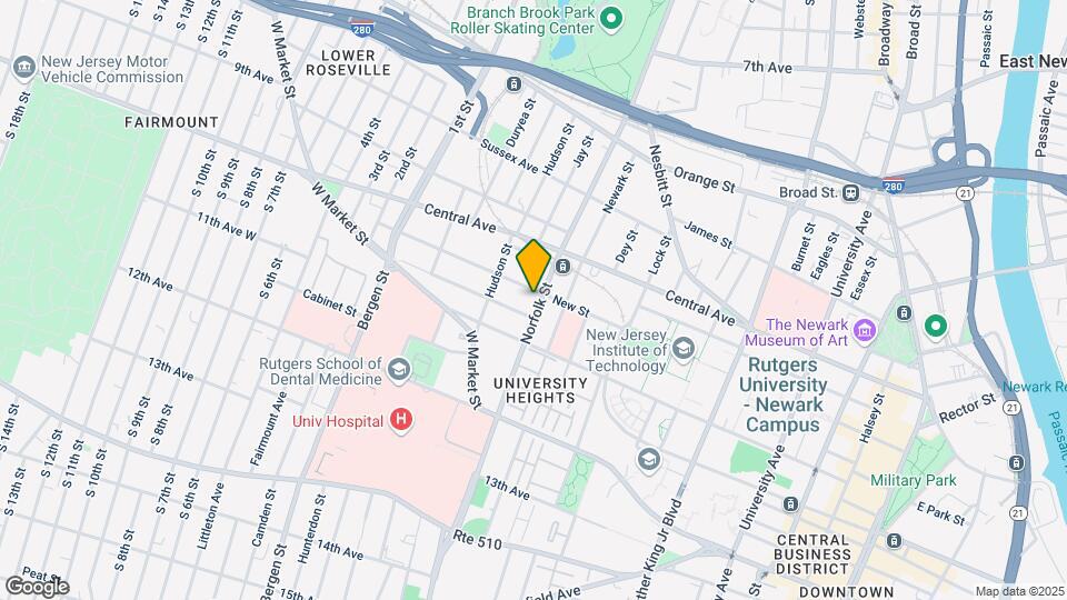 141-143-143 Norfolk St Map and Location Details